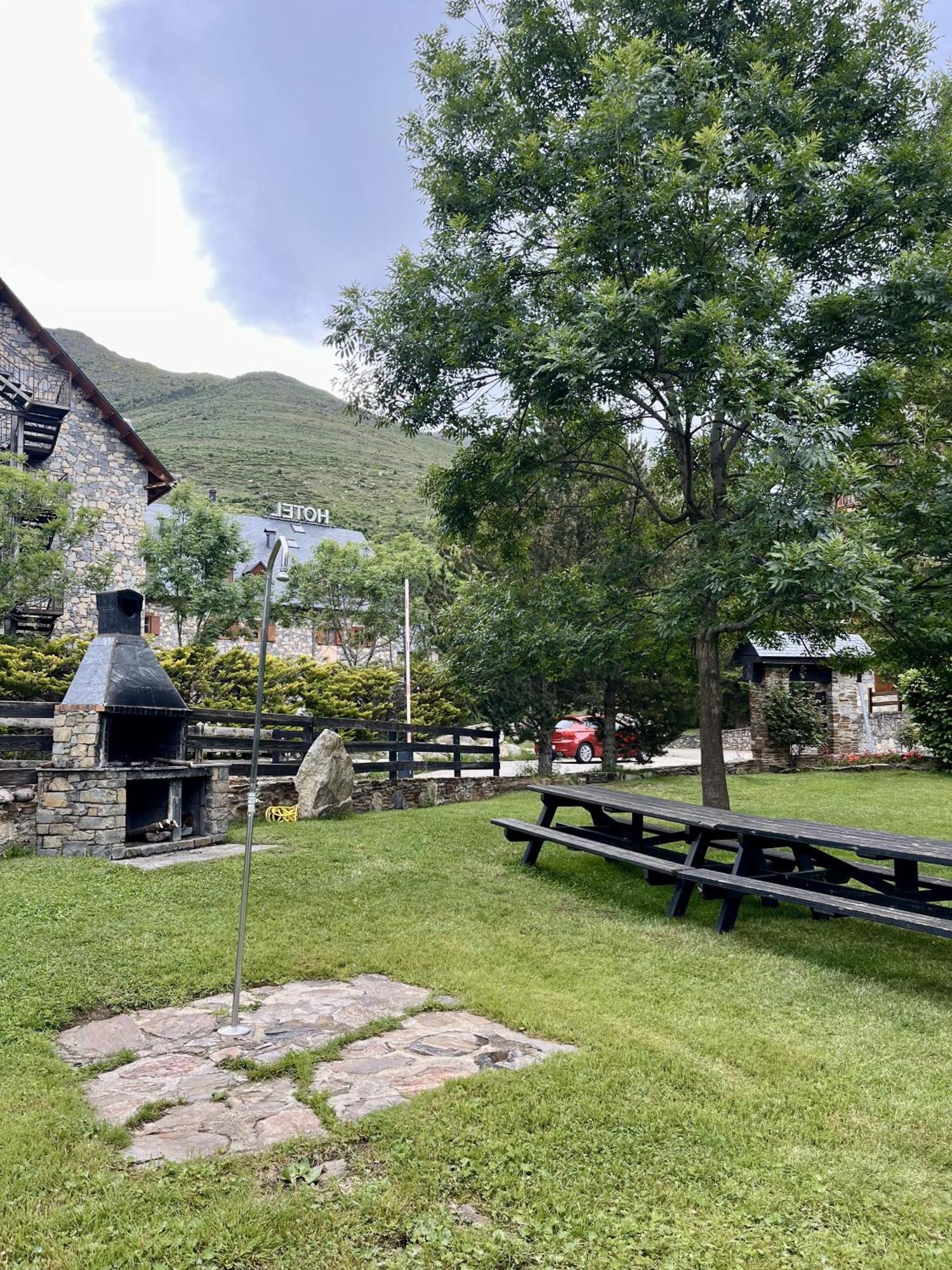 Estudio Las Perseidas - Vall De Boi Pla de l'Ermita Esterno foto